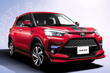 Detail Toyota Raize...