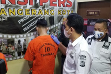 Sekuriti Toko Raja Gadai...
