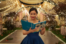 Lana Condor Ingin To...