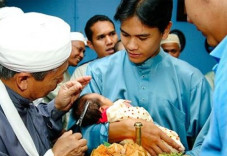 Anak Tak Beri Syafaat...