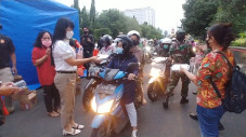 Gerakan Berbagi Meja,...