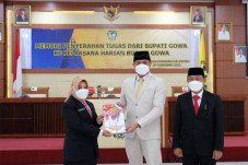 Roda Pemerintahan di...