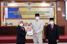 Sektor Keagamaan Masuk...