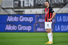 Sambut Duel Milan vs...