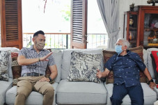 Ketum Demokrat Pertama...