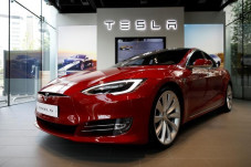 Tesla Model 3 di AS...