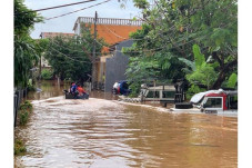 Orang Tua Fokus Selamatkan...