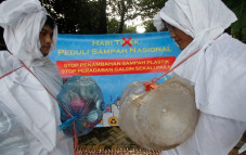 Peringati Hari Lingkungan,...