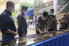 Bima Arya : Gubernur...