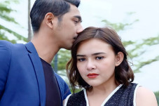Demam Ikatan Cinta,...