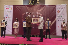 Askrindo Syariah Raih...