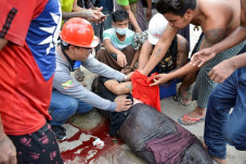 Sudah 4 Orang Penentang...
