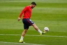 Ingin Sindir Barcelona,...