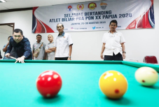Uniknya Biliar Carom,...