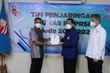 Anindya Bakrie Resmi...