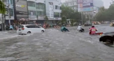 Hujan Beberapa Jam,...