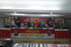 Oknum Polisi Tembak...