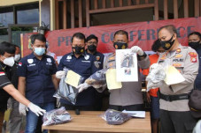 Polisi Tangkap 3 Remaja...