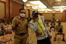 Bima Arya Gagal Divaksin...