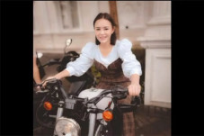 Nurun dari Papa, Amanda...