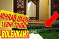 Tempat Imam Lebih Tinggi...