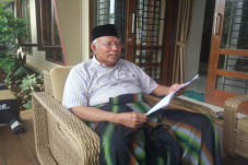 Bachtiar Chamsyah, Mantan...