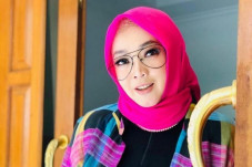Artis Rina Gunawan Meninggal...