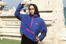 Lewat WA, Rina Gunawan...