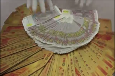 Buron Kasus Upal Dibekuk...