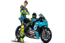Gabung Tim Petronas,...