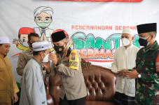 Penuh Kesabaran, Kombes...