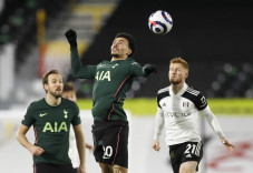 Babak I: Tottenham Hotspur...