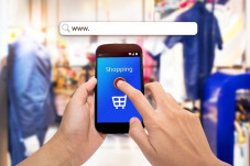 Soal Predatory Pricing,...