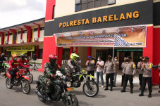 Polres Barelang Gelar...