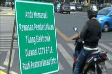 Tilang Elektronik Incar...
