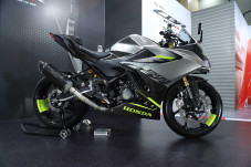 CBR150R Custom Berzirah...