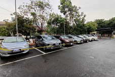 Penggelapan Belasan...
