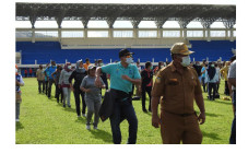 Bupati Jayapura, Mathius...