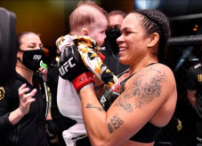 Ratu UFC Amanda Nunes...