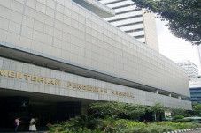Kemendikbud Pastikan...