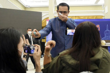 Kesal Ditanya Soal Reshuffle...