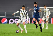 Ironis, Juventus Tersingkir...