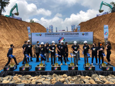 Dapat Menampung Lebih...