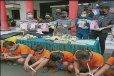 Bandar Narkoba yang...