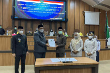 Legislator Usul Kantor...