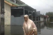 Kebanjiran, Warga Perumahan...