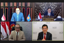 Gebrakan Menko Airlangga:...