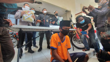 Pelaku Pembunuhan Sadis...