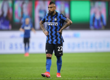 Vidal Cedera Lutut,...