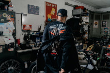 Bersama Pickers Store,...